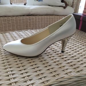 Stunning Never Worn White Satin 3" Heels